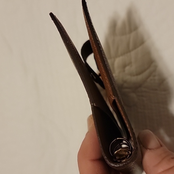 Authentic Louis Vuitton Agenda Initial CM stamped - Picture 5 of 10